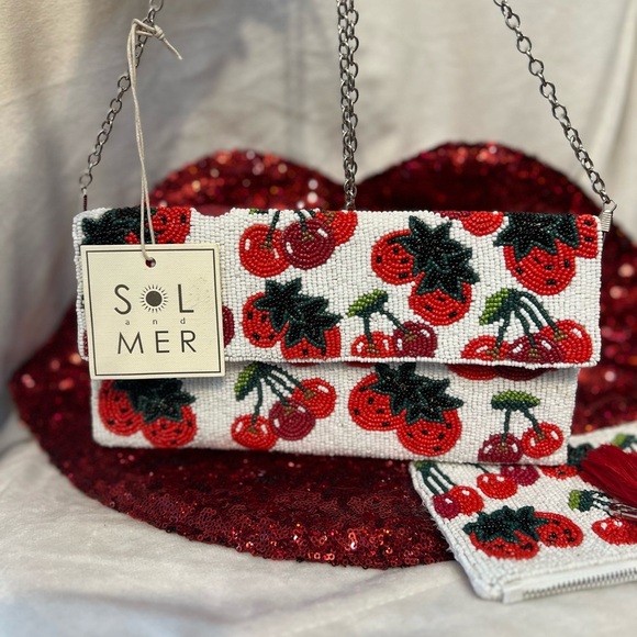 🍓🍒VIRAL SOL and MER Beaded Flap Cherry & Strawberry Clutch & Coin Pouch🍓🍒NWT - Picture 4 of 17